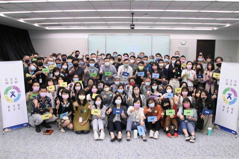 友達提供全球及集團輪調機會，支持同仁持續進修學習，致力為專業人才打造友善多元的職場環境