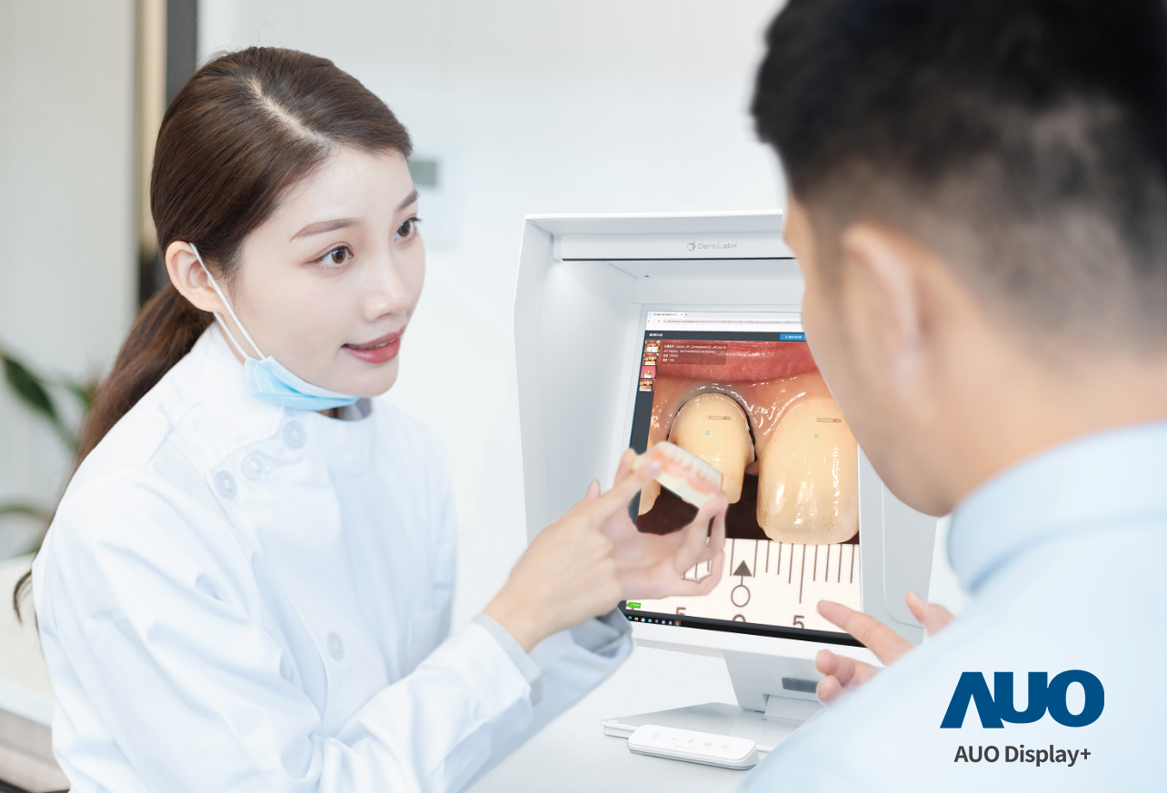 達擎積極投入牙科領域，瞄準牙技所數位轉型趨勢，與成軍滿周年的子公司原色口腔數位，展現智慧牙技整合方案的落地成果，加速推動牙科與假牙製作流程數位化